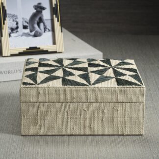 Natural Fiber Raffia Storage Box